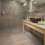 Natur- & Wanderhotel Tuxertal Отель Тукс