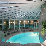 Отель Natur- & Wanderhotel Tuxertal Тукс