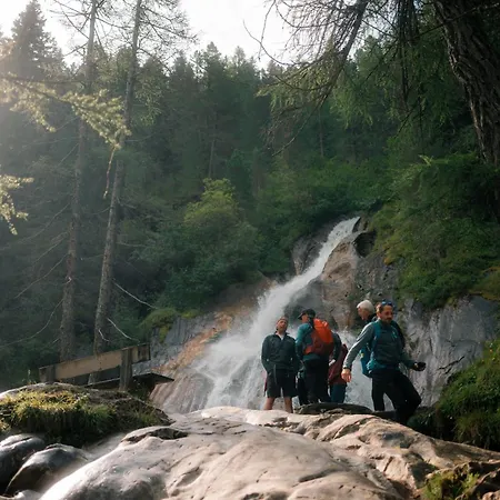 Natur- & Wanderhotel Tuxertal Tux