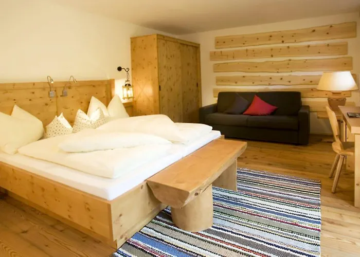 Natur- & Wanderhotel Tuxertal Hotel 4*