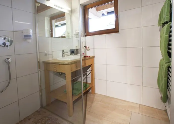 Natur- & Wanderhotel Tuxertal Tux