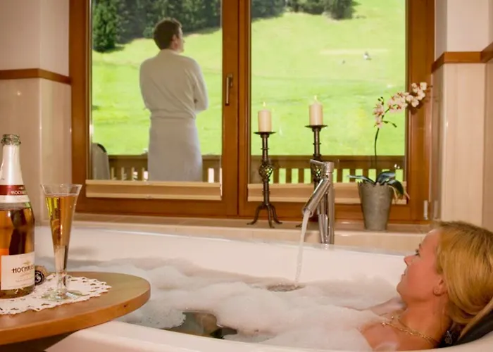 Hotel Natur- & Wanderhotel Tuxertal 4*