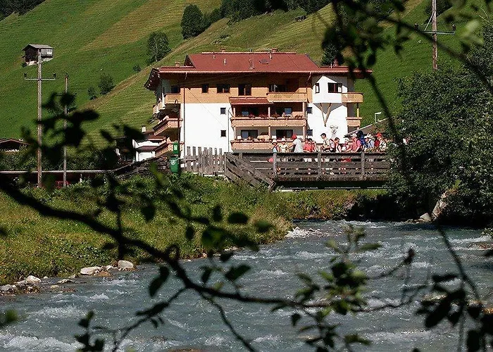 Natur- & Wanderhotel Tuxertal