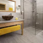 Natur- & Wanderhotel Tuxertal ホテル 4*