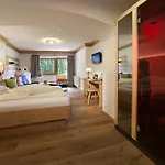 Natur- & Wanderhotel Tuxertal