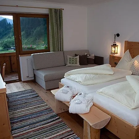 Natur-&wanderhotel Tuxertal