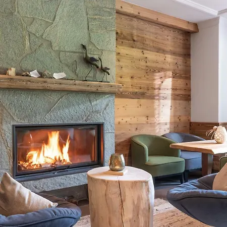 Natur- & Wanderhotel Tuxertal Szálloda